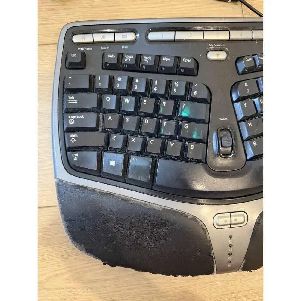 Microsoft Natural Ergonomic Keyboard 4000 V1.0 USB Wired Connection Tested